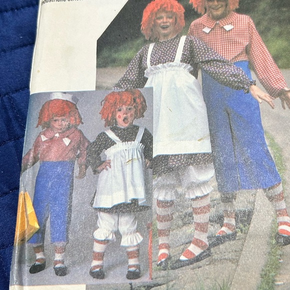 McCalls 7232 -large Raggedy Ann and Andy Costumes - uncut- Halloween - Picture 4 of 5